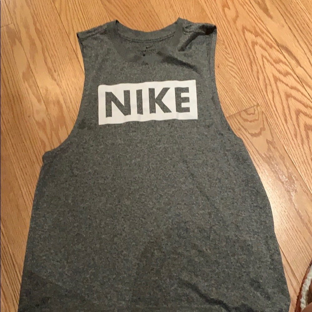 Nike workout tank
